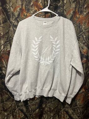 VS PINK crewneck sweatshirt- PRICE FIRM